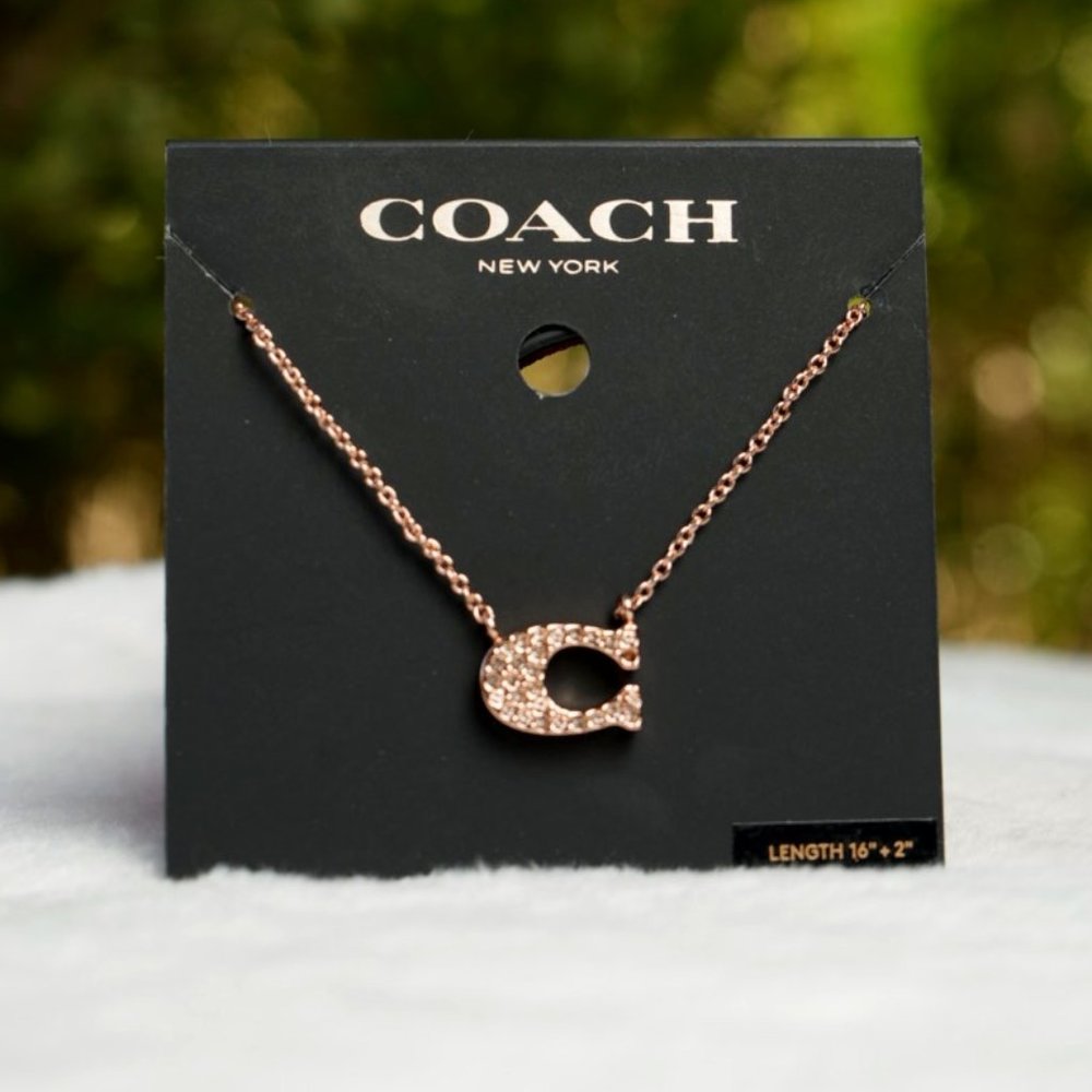 COACH NECKLACE SIGNATURE C